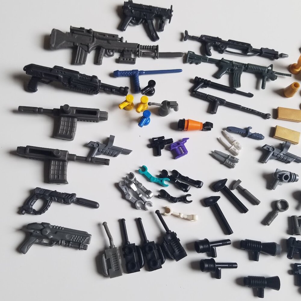 Lego Miscellaneous Weapon, Tools & More! - Picture 2 of 12